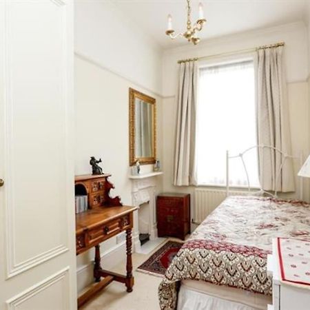 Large 3 Bed Flat In Central Wimbledon London Exterior foto